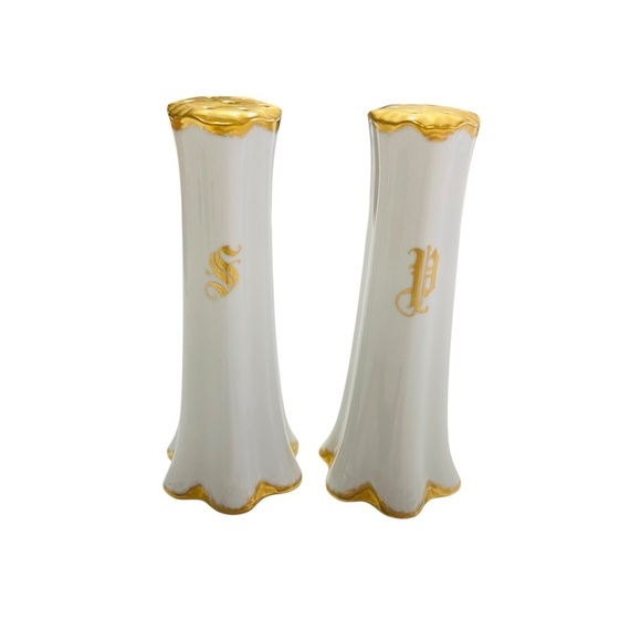 Tall White Porcelain Hutschenreuther Salt & Pepper Shakers / Gold Trim Germany - Picture 9 of 12